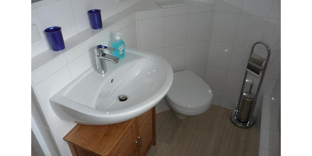 Etagenwohnung Köln Rodenkirchen - 1 Zimmer, 20 m&sup2;, 650&euro; | Angebot:26426298