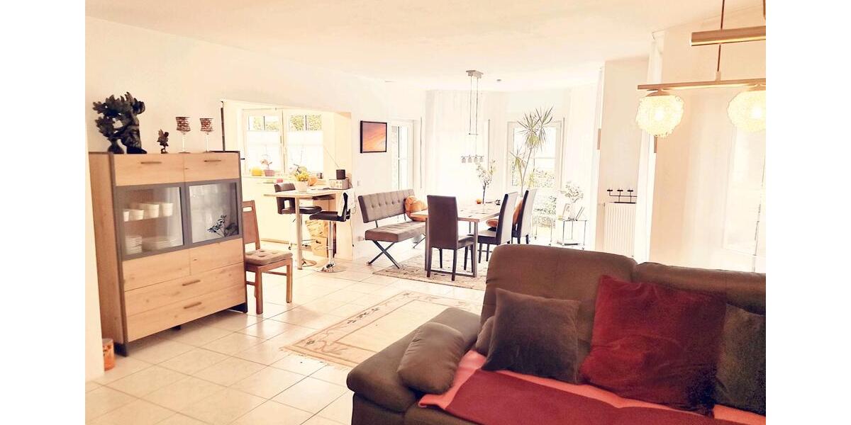 Erdgeschoßwohnung Freudenberg - 2 Zimmer, 105 m&sup2;, 1.020&euro; | Angebot:24890882