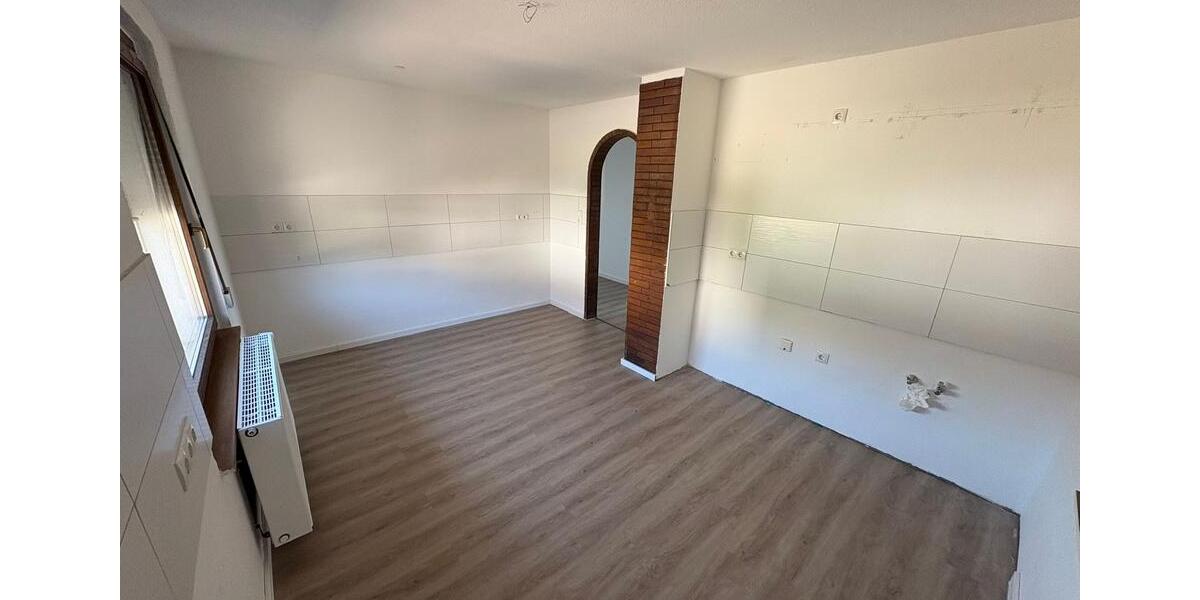 Etagenwohnung Kirchheimbolanden - 4 Zimmer, 110 m&sup2;, 1.100&euro; | Angebot:26705958