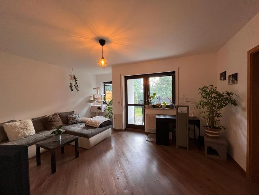 2 Raum Wohnung ca 55 qm im EG mit Terasse in Rossau
