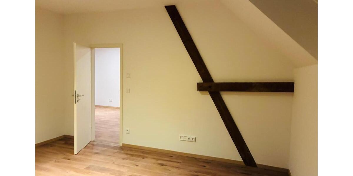 Etagenwohnung Wiesbaden Mainz-Amöneburg - 3 Zimmer, 88 m&sup2;, 1.326&euro; | Angebot:24983177