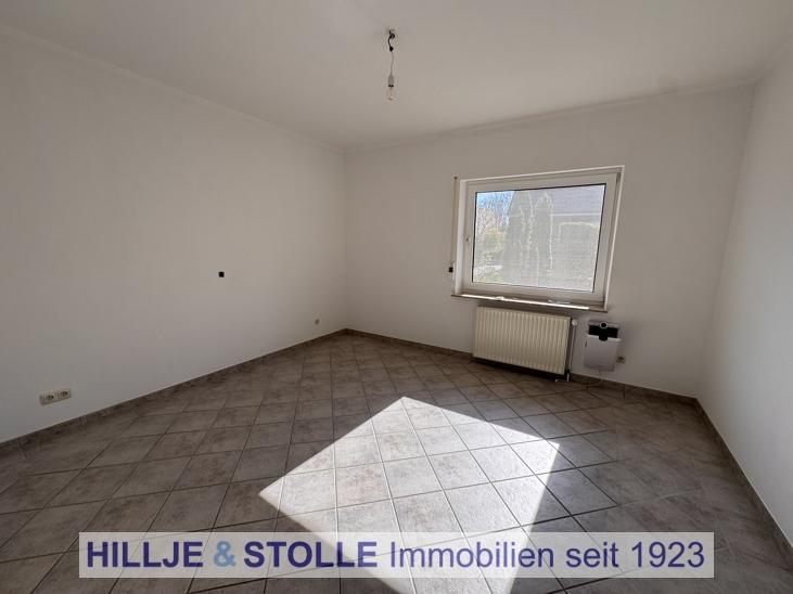 Einfamilienhaus Rastede - 6 Zimmer, 157 m&sup2;, 1.500&euro; | Angebot:25918933