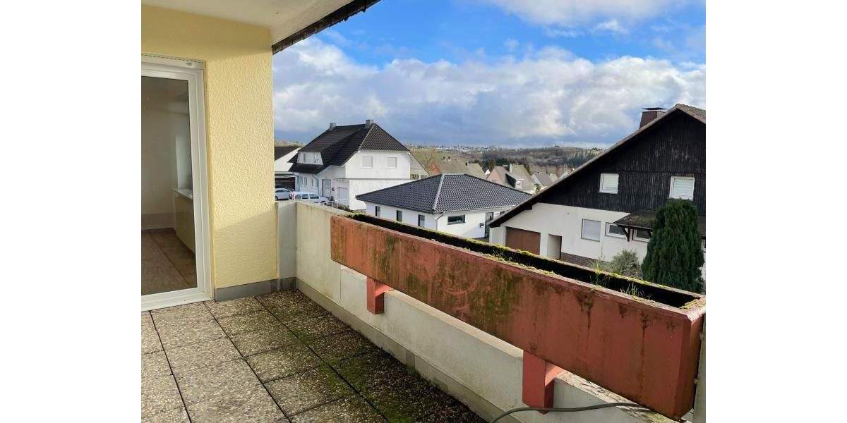 Geräumige 3-Zimmerwohnung mit Balkon in Großseifen 3 zimmer