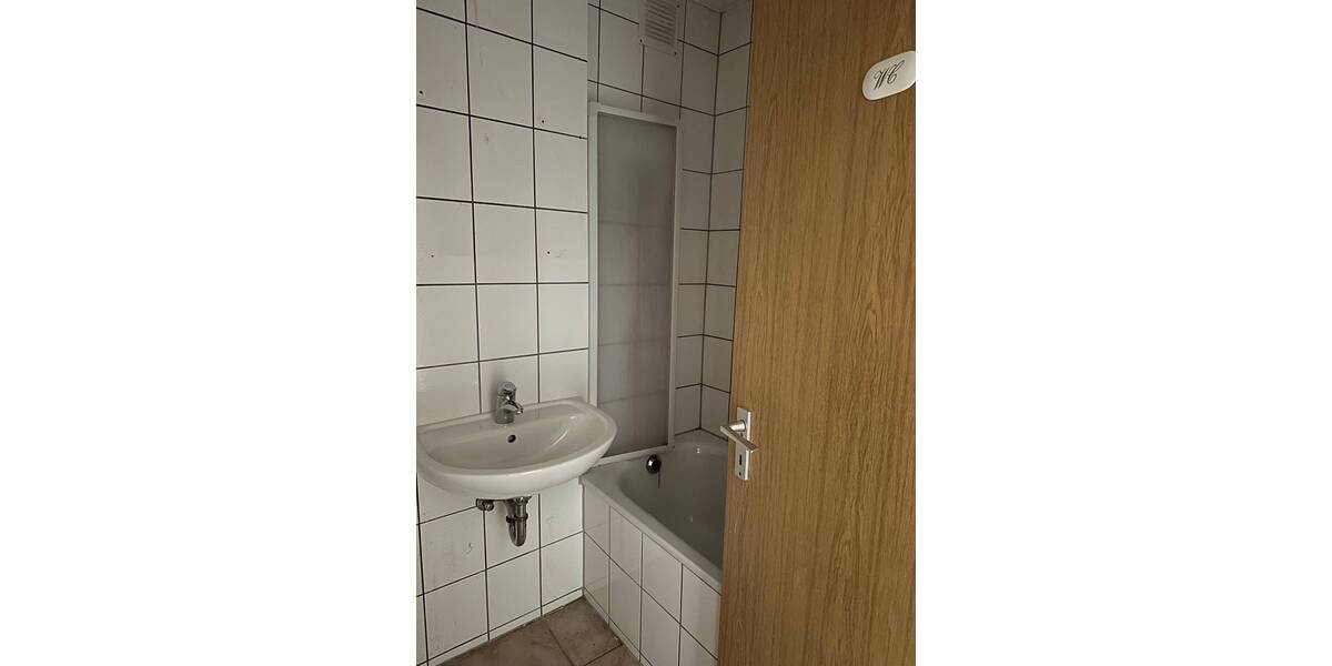 Etagenwohnung Bochum Laer - 3 Zimmer, 65 m&sup2;, 600&euro; | Angebot:26796563