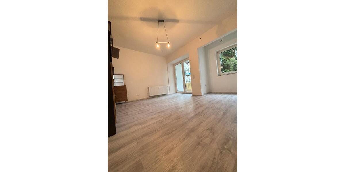 Etagenwohnung Siegen - 2 Zimmer, 53 m&sup2;, 620&euro; | Angebot:26647313