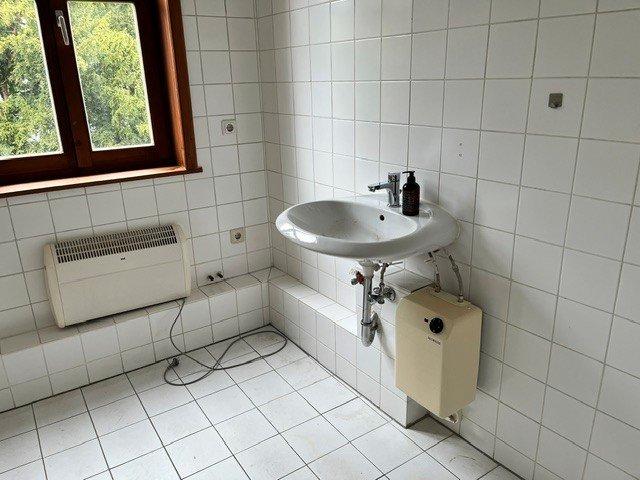 Etagenwohnung Lohfelden - 3 Zimmer, 86 m&sup2;, 860&euro; | Angebot:26663702