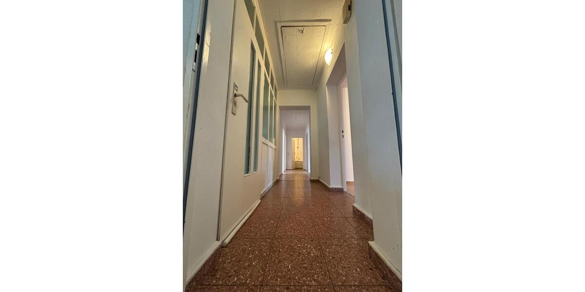 Dachgeschoßwohnung Kassel Fasanenhof - 26 Zimmer, 85 m&sup2;, 690&euro; | Angebot:25975715