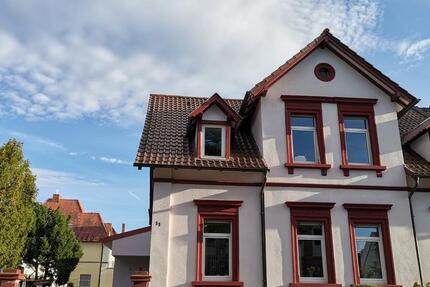 Wunderschöne,lichtdurchflutete DG Wohnung mit großer Dachterrasse 3 zimmer