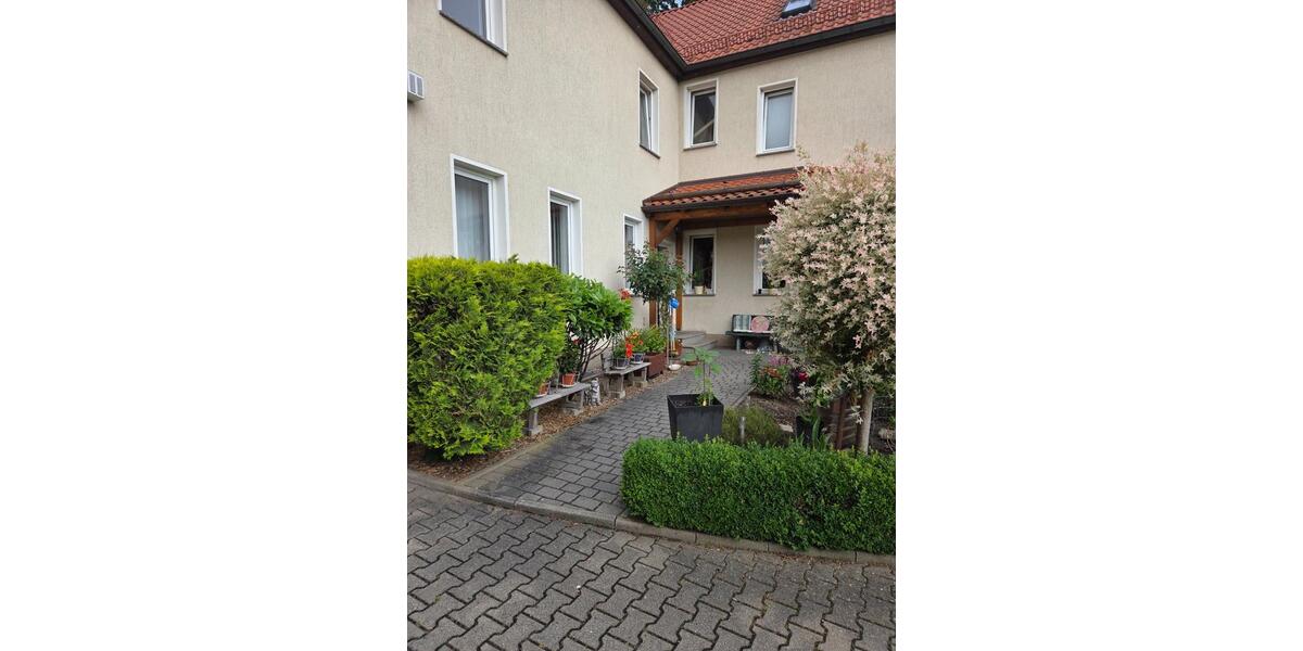 Dachgeschoßwohnung Ottendorf-Okrilla Okrilla - 1 Zimmer, 31 m&sup2;, 280&euro; | Angebot:25751098