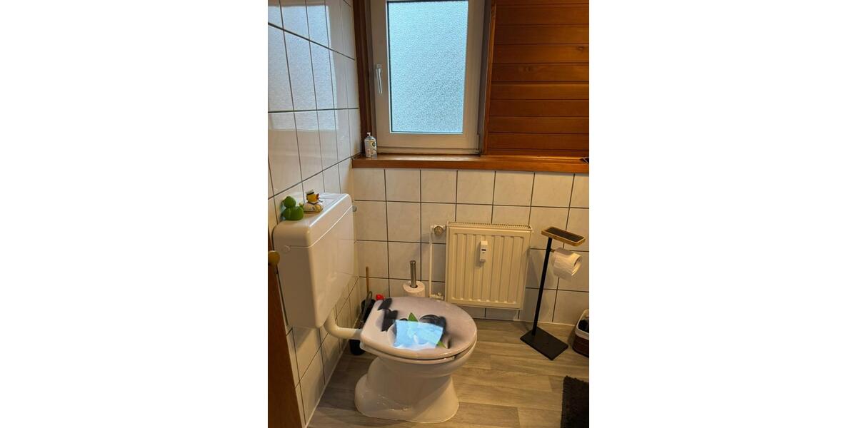 Dachgeschoßwohnung Wegberg - 3 Zimmer, 125 m&sup2;, 860&euro; | Angebot:25148849