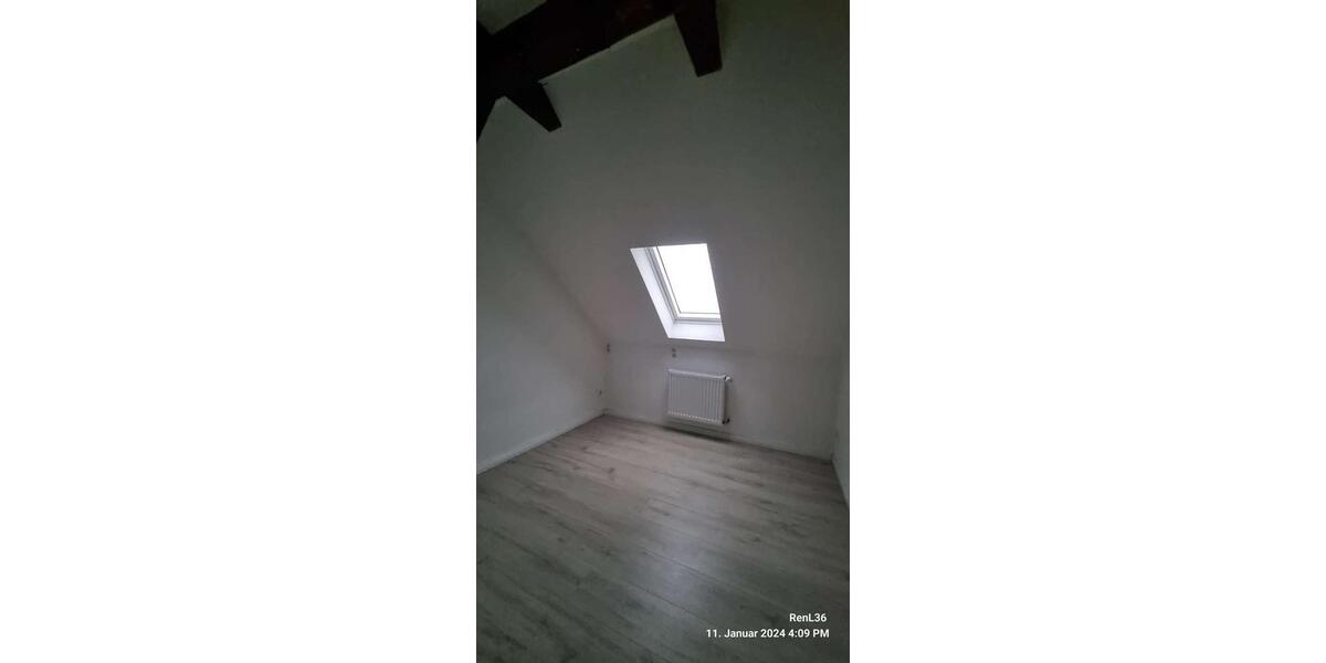 Dachgeschoßwohnung Barleben - 3 Zimmer, 74 m&sup2;, 620&euro; | Angebot:26492109