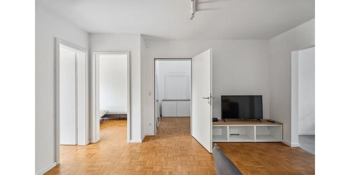 Wohnen auf Zeit Friedrichshafen - 1 Zimmer, 13 m&sup2;, 650&euro; | Angebot:24374732