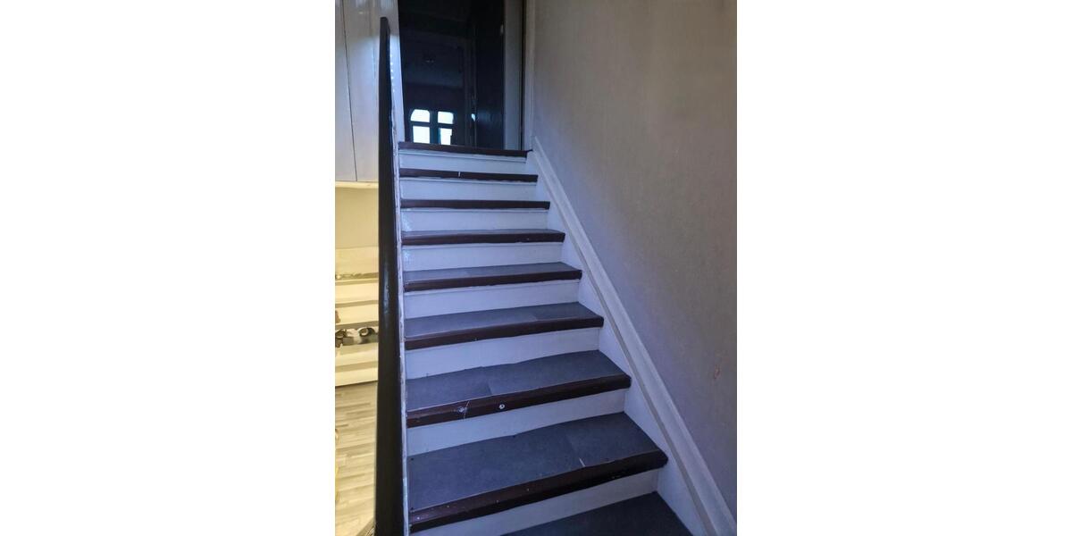 Etagenwohnung Medebach - 7 Zimmer, 156 m&sup2;, 800&euro; | Angebot:25922834