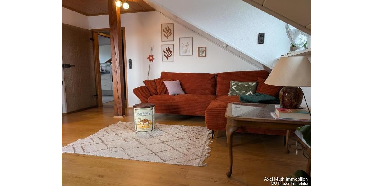 Dachgeschoßwohnung Eppingen - 3 Zimmer, 88 m&sup2;, 950&euro; | Angebot:26489765