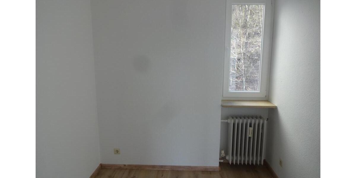 Etagenwohnung Mettlach - 3 Zimmer, 72 m&sup2;, 740&euro; | Angebot:26021093