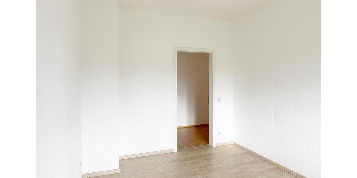 Etagenwohnung Nünchritz - 4 Zimmer, 94 m&sup2;, 625&euro; | Angebot:25979087