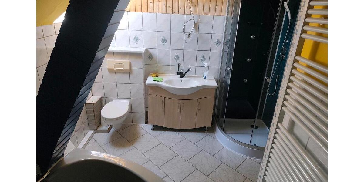 Maisonettenwohnung Seelze - 7 Zimmer, 150 m&sup2;, 1.400&euro; | Angebot:26705894