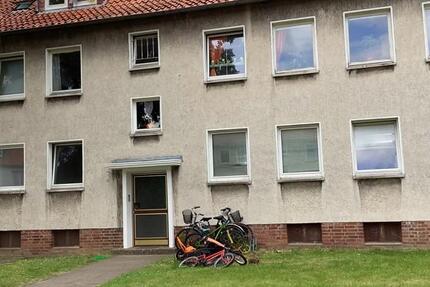 Frisch renoviert & gemütlich – 3-Zimmer-Erdgeschosswohnung mit ca. 58,70 m² in gepflegtem Mehrfamilienhaus zimmer