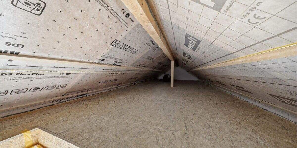 BLICKFANG: DG-Neubauwohnung mit 4 Zimmern, 2 Stellplätzen und Balkon mit wunderschöner Aussicht 4 zimmer