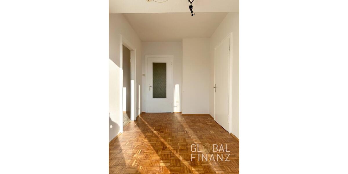 Etagenwohnung Siegen - 4 Zimmer, 89 m&sup2;, 715&euro; | Angebot:25222338