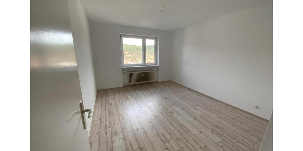 Etagenwohnung Bad Dürkheim - 3 Zimmer, 72 m&sup2;, 629&euro; | Angebot:24522911