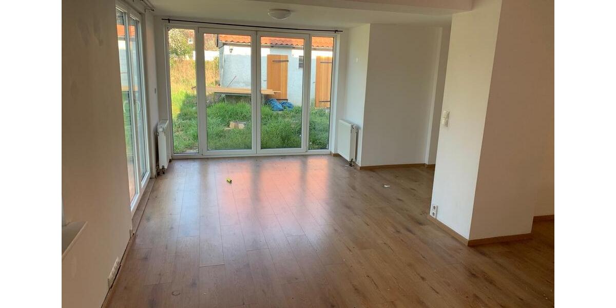 Erdgeschoßwohnung Geesthacht - 3 Zimmer, 85 m&sup2;, 935&euro; | Angebot:24864689