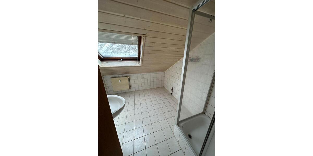 Dachgeschoßwohnung Albstadt - 1 Zimmer, 35 m&sup2;, 420&euro; | Angebot:26704429