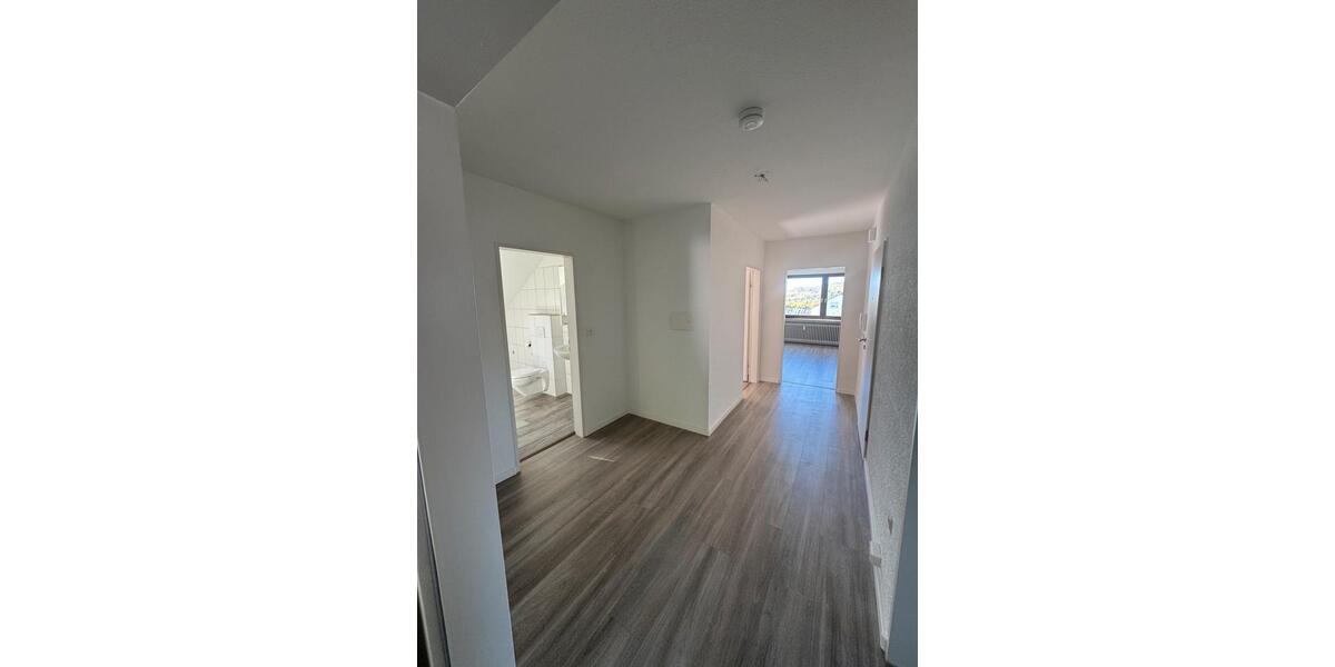 Dachgeschoßwohnung Schieder-Schwalenberg Schwalenberg - 4 Zimmer, 79 m&sup2;, 580&euro; | Angebot:26702976