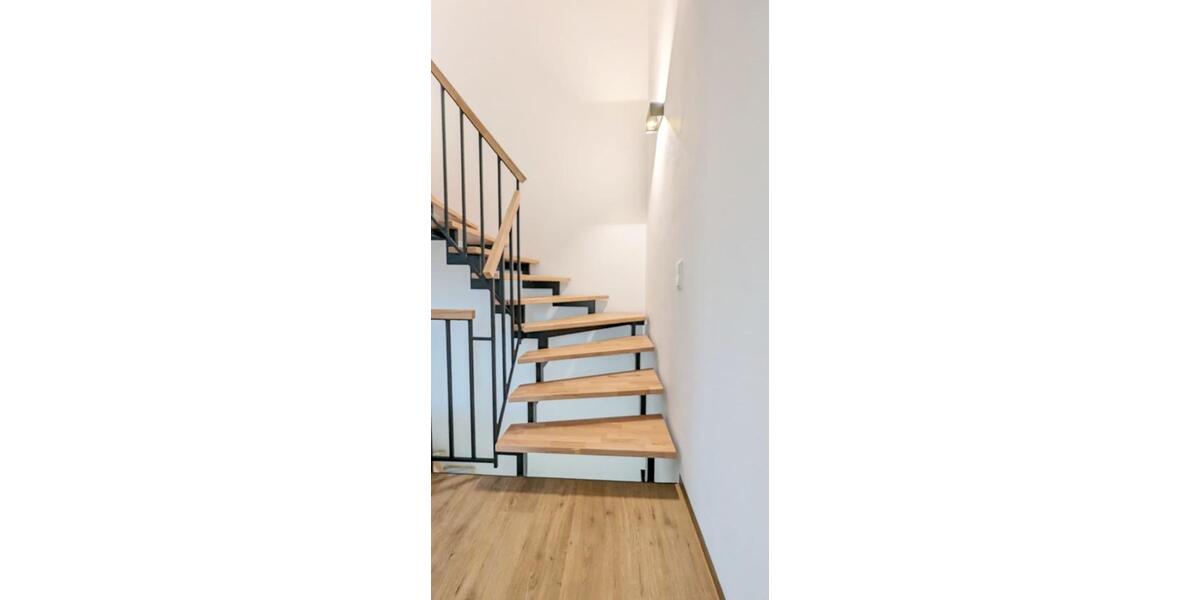 Doppelhaushälfte Glashütten - 4 Zimmer, 167 m&sup2;, 1.690&euro; | Angebot:25632116