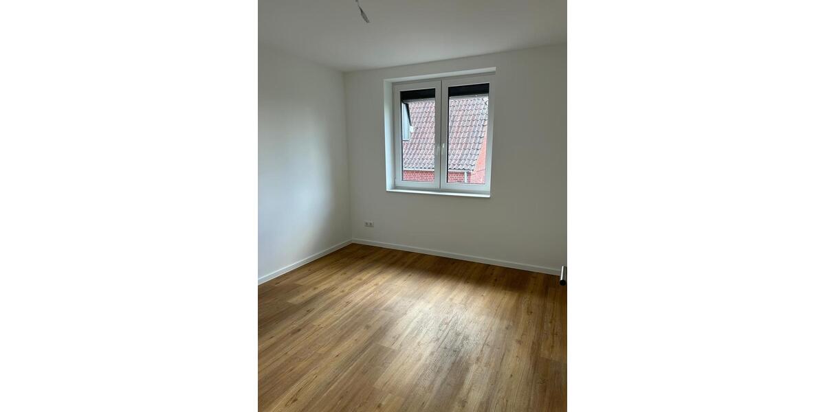 Doppelhaushälfte Henstedt-Ulzburg Ulzburg - 5.5 Zimmer, 140 m&sup2;, 1.875&euro; | Angebot:26030134