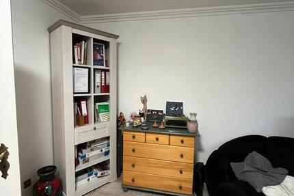 Wohnen auf Zeit Düsseldorf Stadtbezirk 8 - 5 Zimmer, 25 m&sup2;, 600&euro; | Angebot:24846029