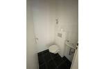 Familien-Wohnung in grüner Lage mit Balkon + renoviert + Wannenbad + separates WC + Aufzug