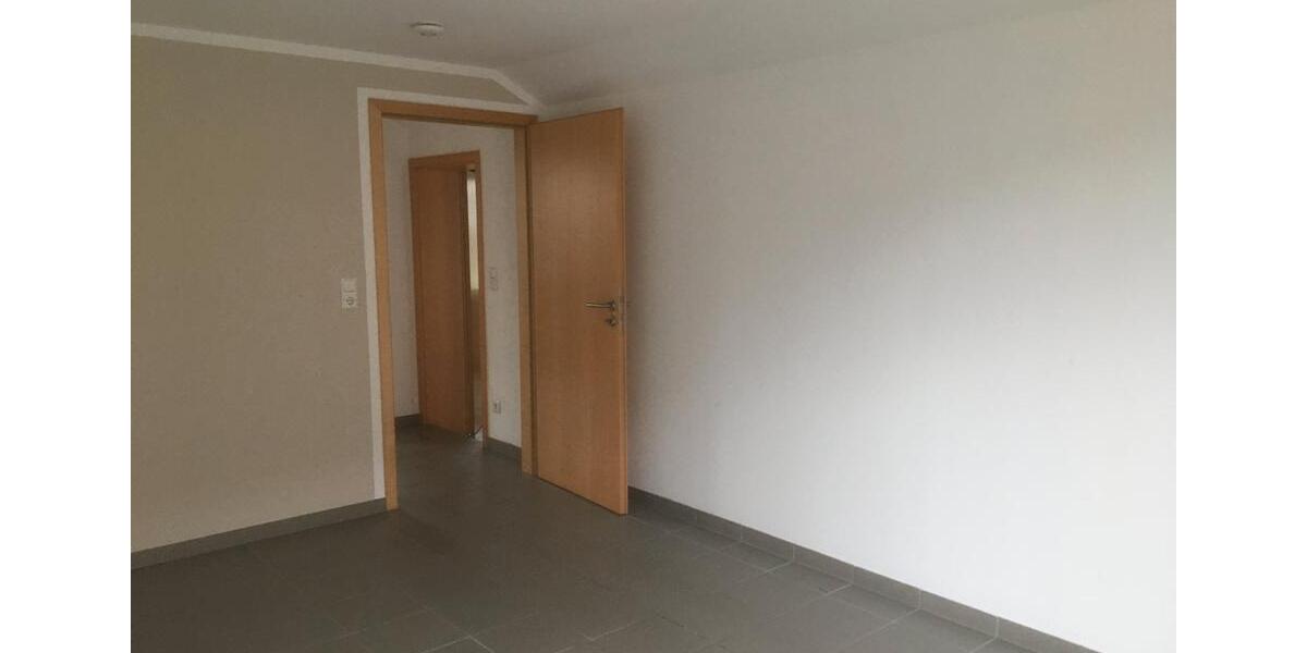 Erdgeschoßwohnung Osburg - 2 Zimmer, 91 m&sup2;, 700&euro; | Angebot:26024890