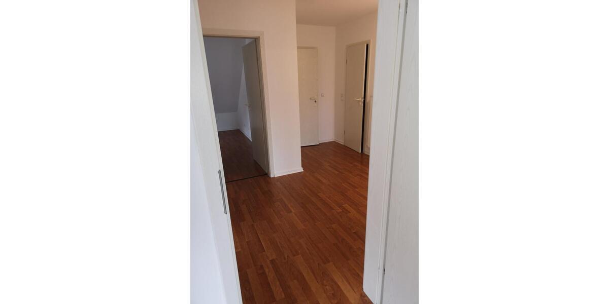 Dachgeschoßwohnung Betzdorf - 3 Zimmer, 79 m&sup2;, 750&euro; | Angebot:24921329