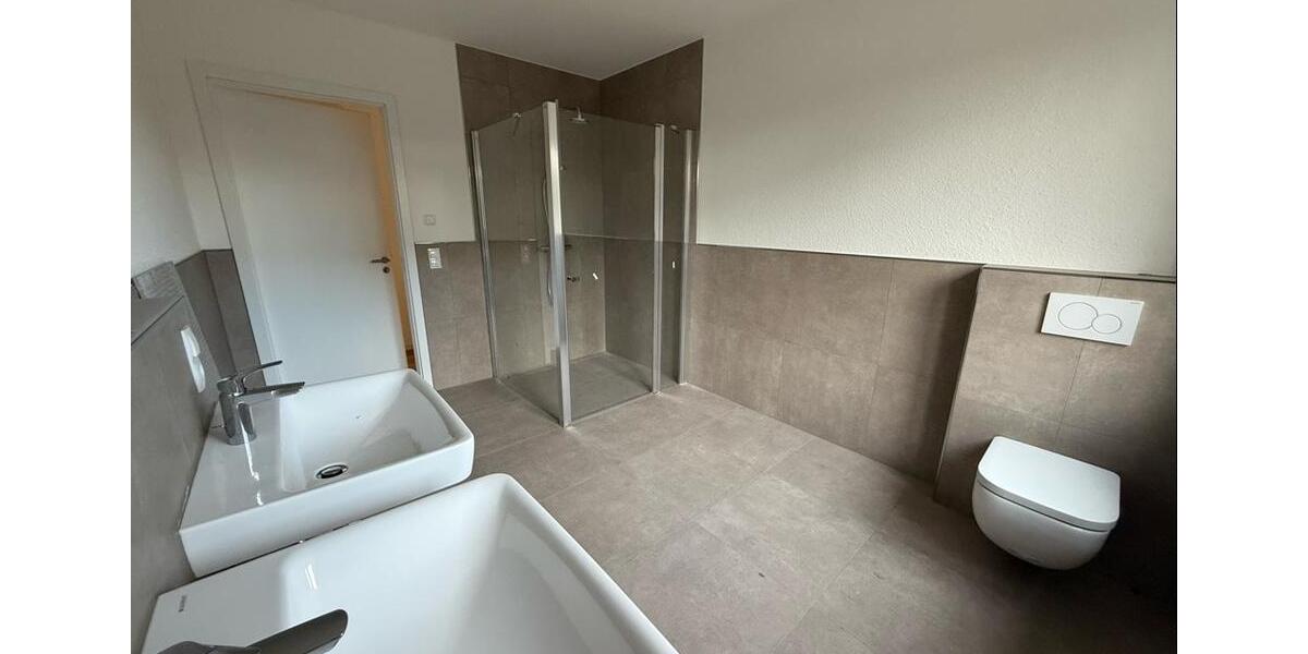 Erdgeschoßwohnung Zetel - 2 Zimmer, 89 m&sup2;, 910&euro; | Angebot:22266598