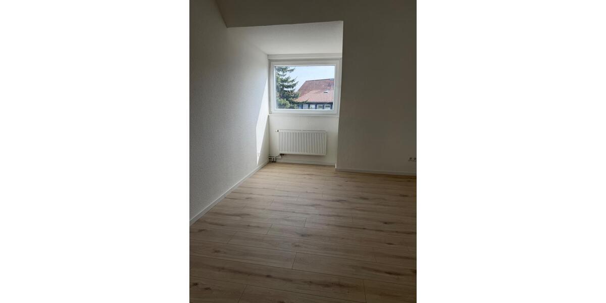Dachgeschoßwohnung Denkte - 2 Zimmer, 43 m&sup2;, 425&euro; | Angebot:26227789