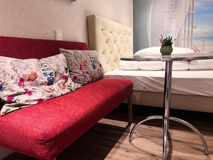 FerienWohnung in Überherrn, „Waldblume“, modern, ruhig gelegen