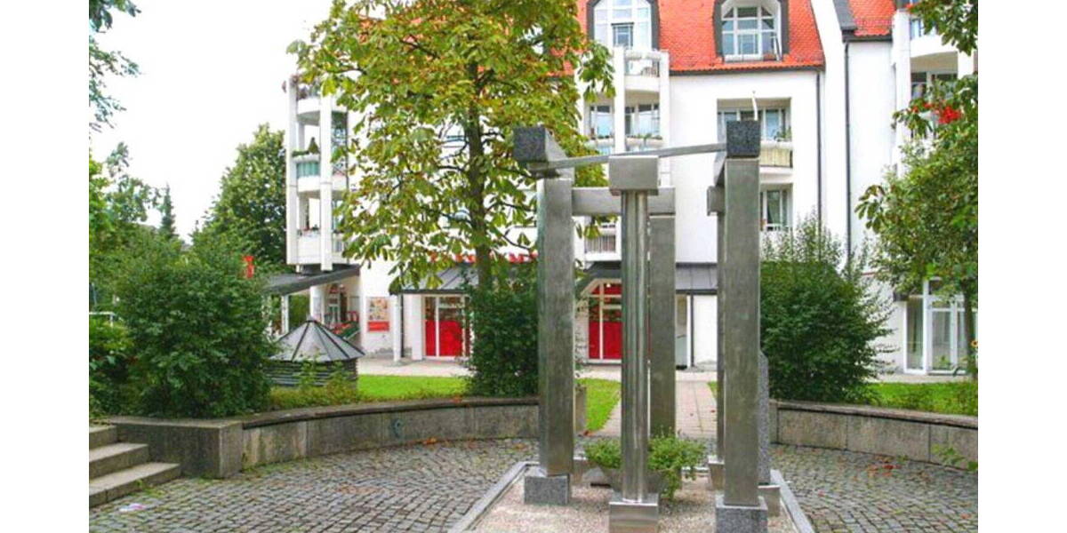 Etagenwohnung Zorneding - 2 Zimmer, 90 m&sup2;, 1.450&euro; | Angebot:26190428