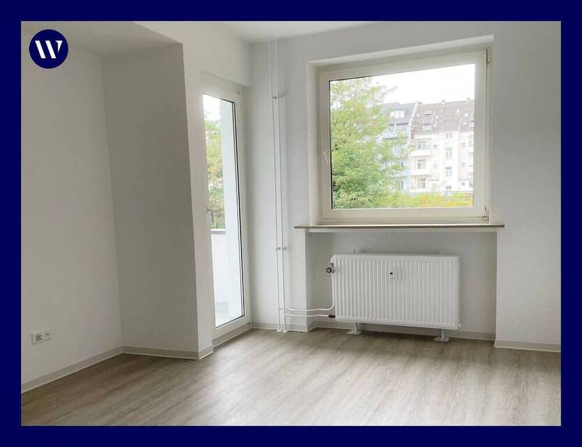 NEU*NEU*NEU!! Frisch RENOVIERTE 2-Zimmer-Wohnung mit neuem Tageslichtbad und Balkon