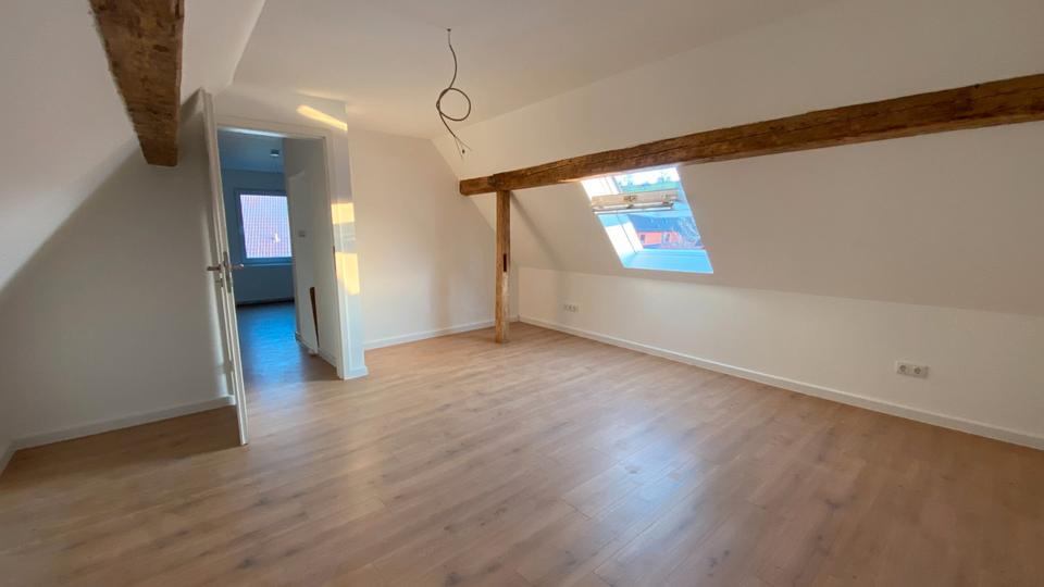 Einfamilienhaus Bessenbach - 5 Zimmer, 125 m&sup2;, 1.360&euro; | Angebot:26205851