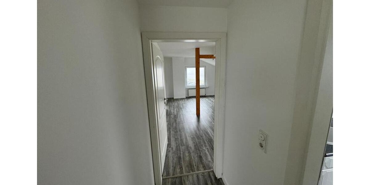 Dachgeschoßwohnung Lunden - 3 Zimmer, 67 m&sup2;, 580&euro; | Angebot:24382529