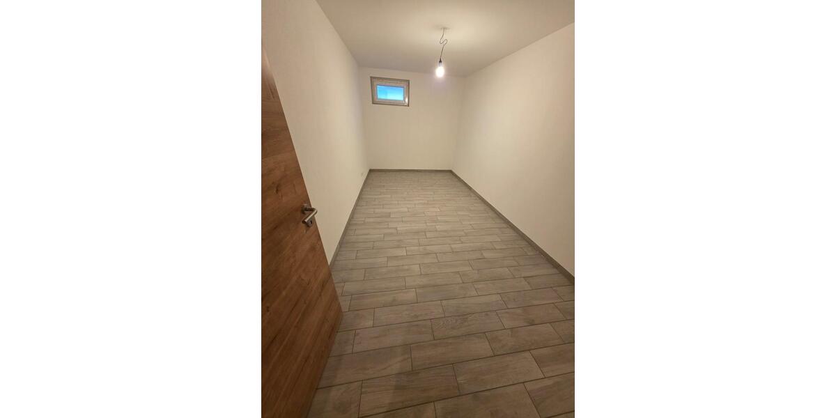 Doppelhaushälfte Simbach - 5 Zimmer, 157 m&sup2;, 1.350&euro; | Angebot:25791493