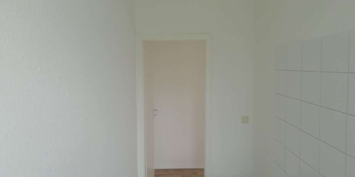 2 Zimmer Wohnung mit Einbauküche! 2 zimmer