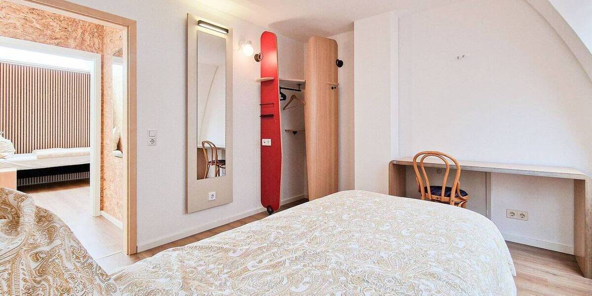 Etagenwohnung Merseburg Neumarkt (Vorstadt) - 4 Zimmer, 137 m&sup2;, 1.490&euro; | Angebot:26798305
