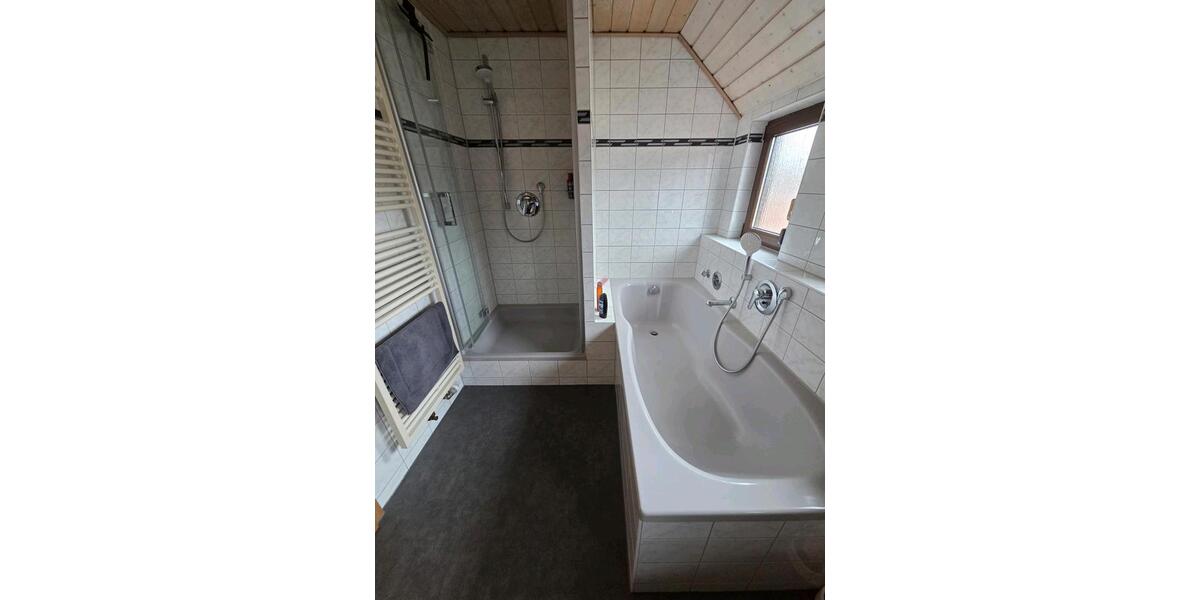 Dachgeschoßwohnung Auenwald - 6.5 Zimmer, 112 m&sup2;, 1.400&euro; | Angebot:26679251