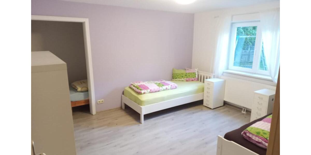 Wohnen auf Zeit Broderstorf - 4 Zimmer, 130 m&sup2;, 25&euro; | Angebot:23784932