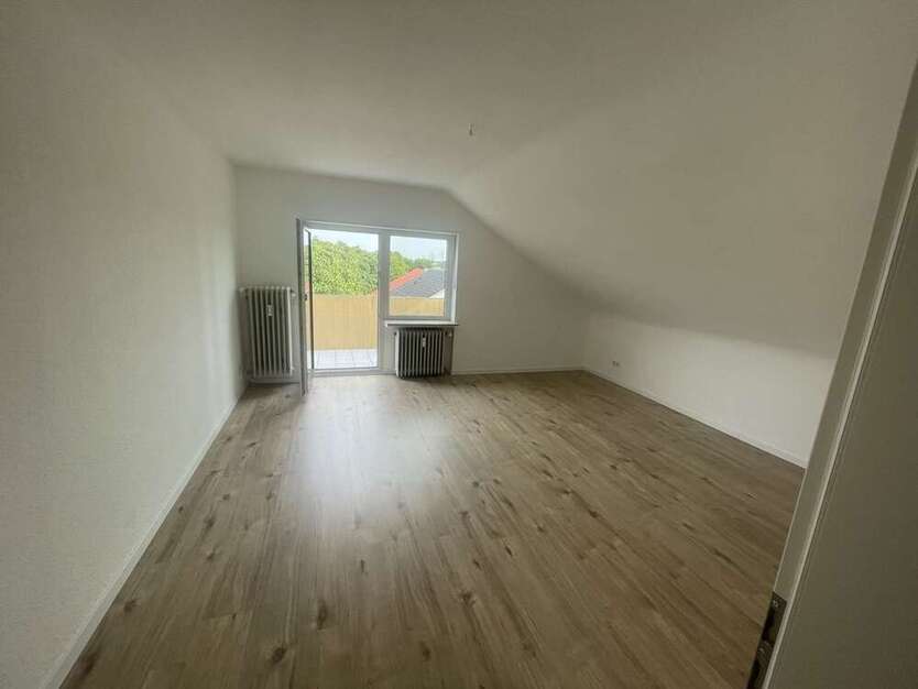 Wohnung zum Mieten in Karlsruhe Wolfartsweier 380 € 17 m²