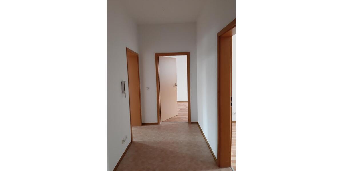 Etagenwohnung Werdau - 3 Zimmer, 66 m&sup2;, 328&euro; | Angebot:26637298