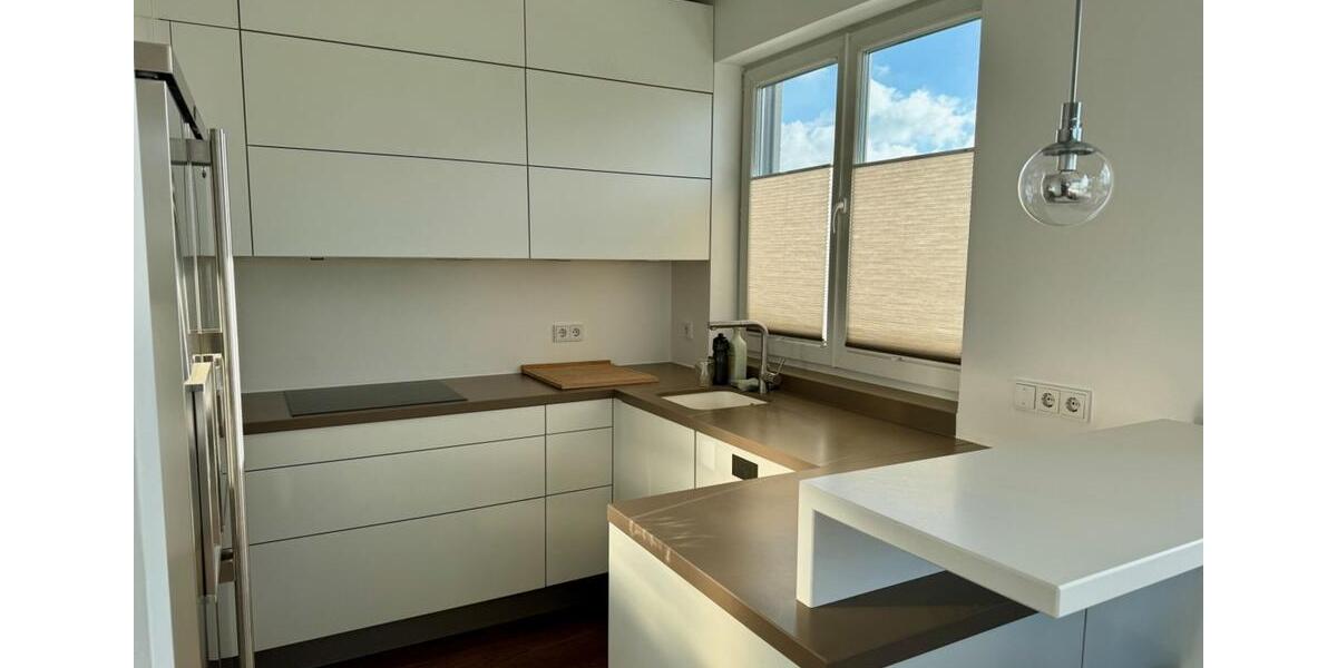 Dachterrassenwohnung mit erstklassiger Ausstattung am Udldinger Hang 3 zimmer