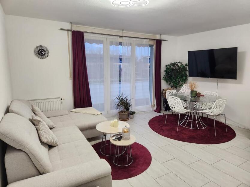 Modern möblierte Wohnung in Riem-Trudering